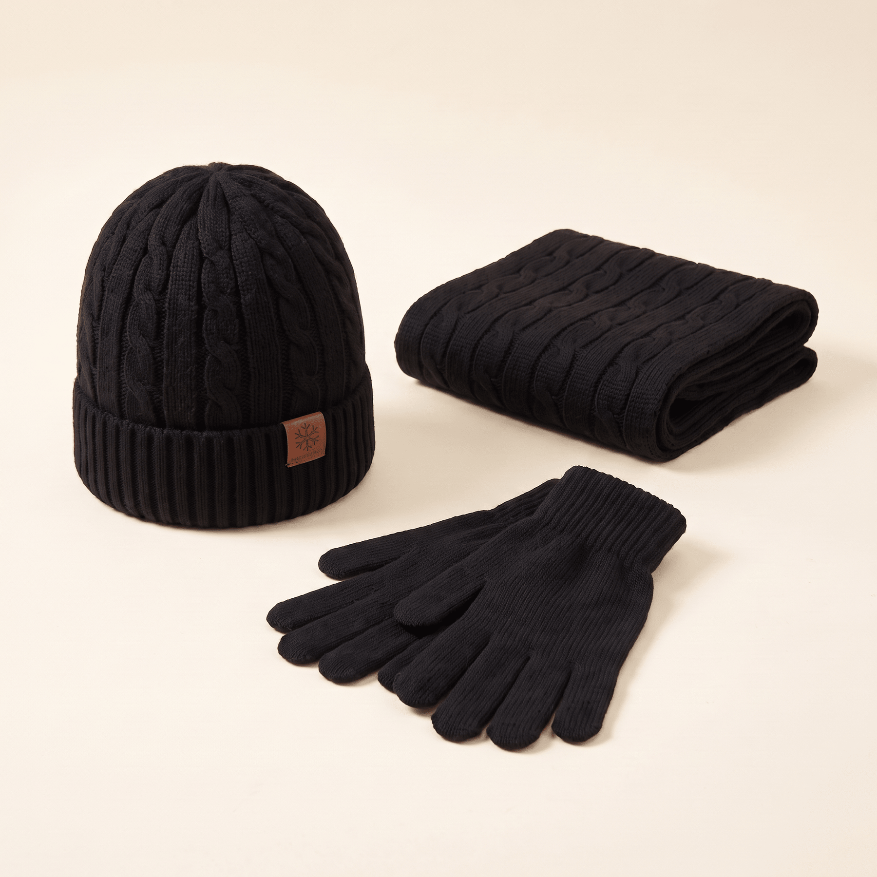 ALPACORE Alpaca Winter Set in black - beanie, gloves and scarf