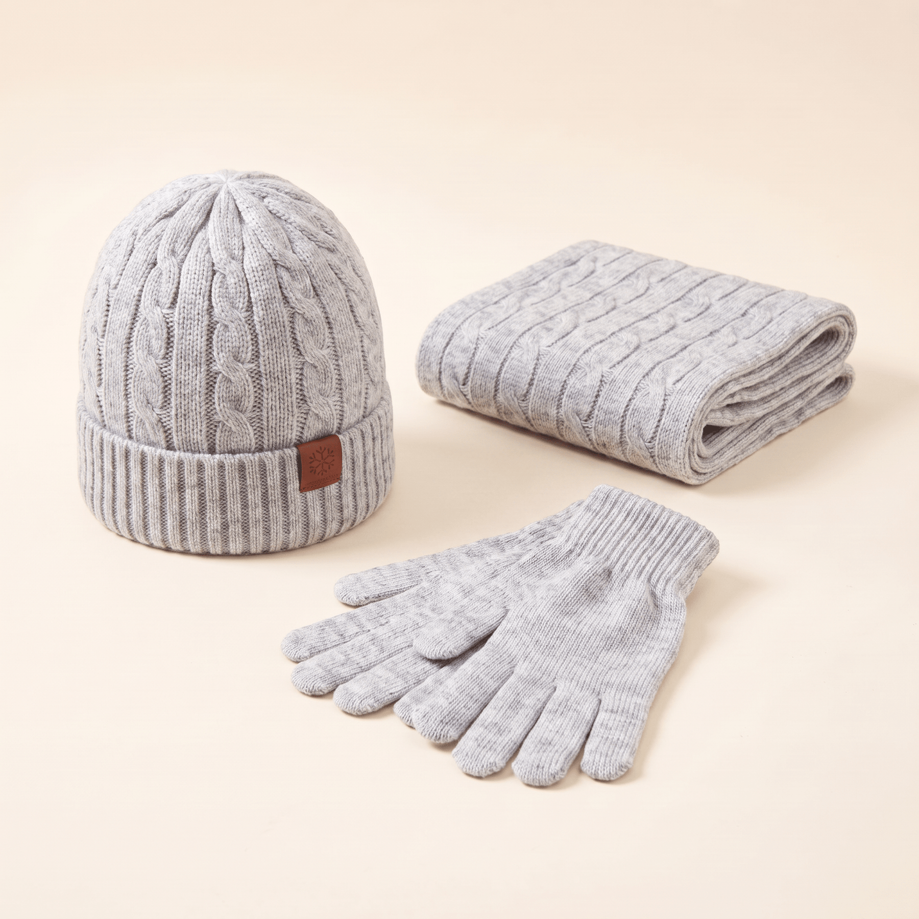 ALPACORE Alpaca Winter Set in light grey - beanie, gloves and scarf